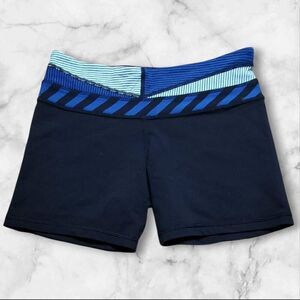 Lululemon Size 6 Groove Shorts